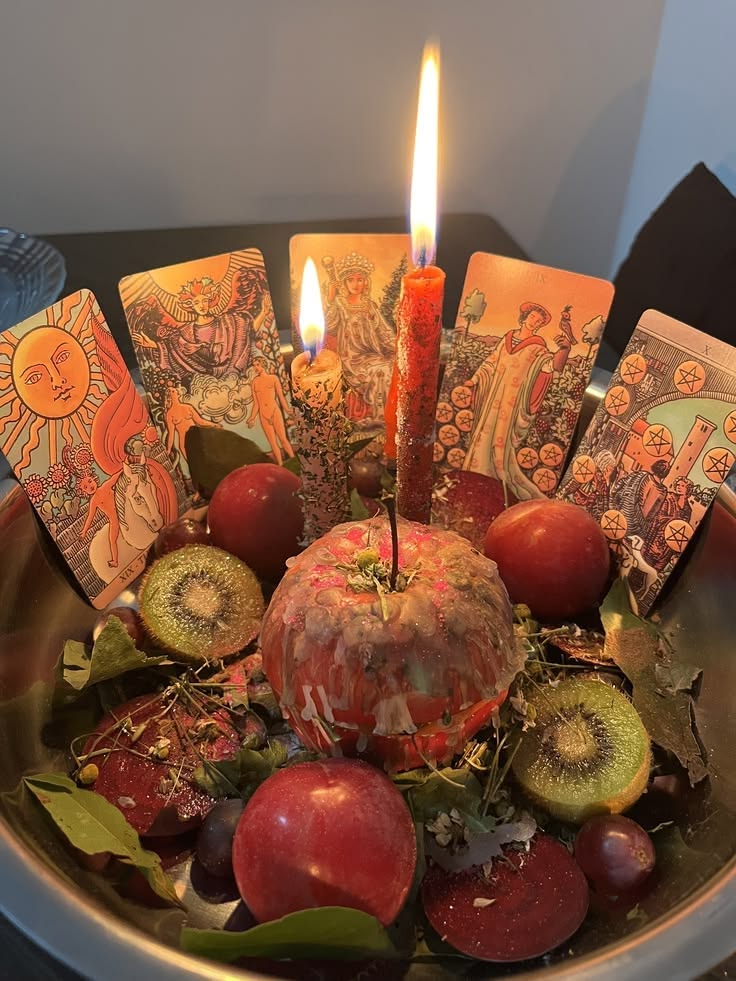 Dos velas encendidas una junto a la otra